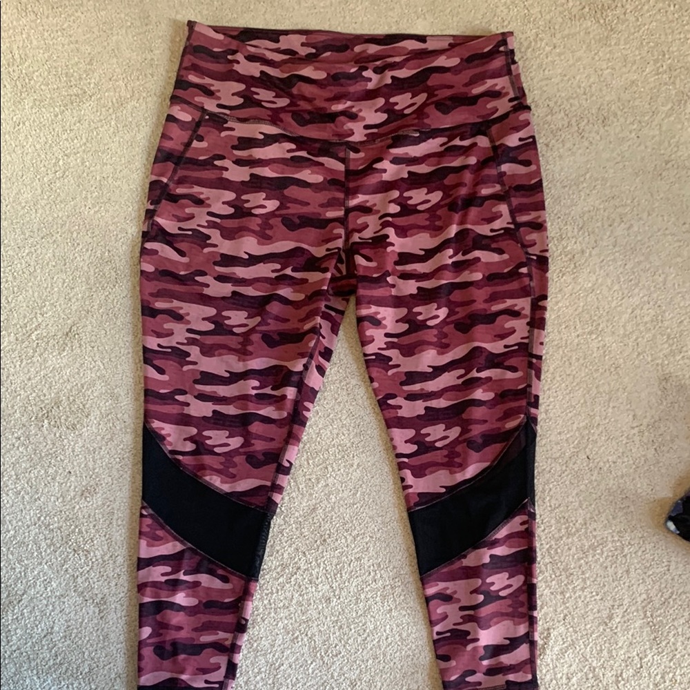 Pink Camo Leggings with Black Accents